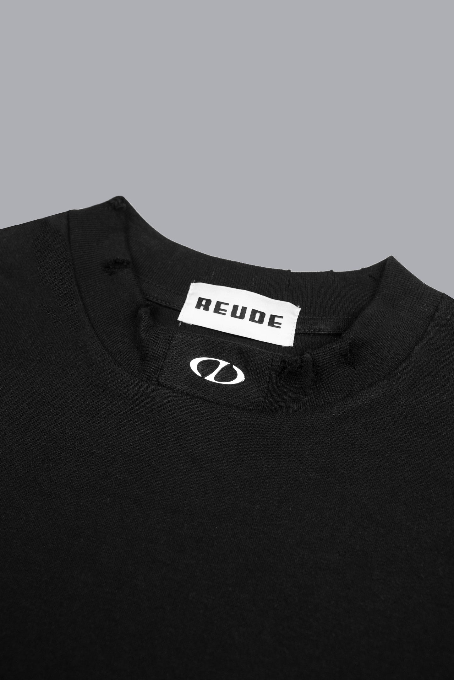 HUE DISTRESSED CREW TEE