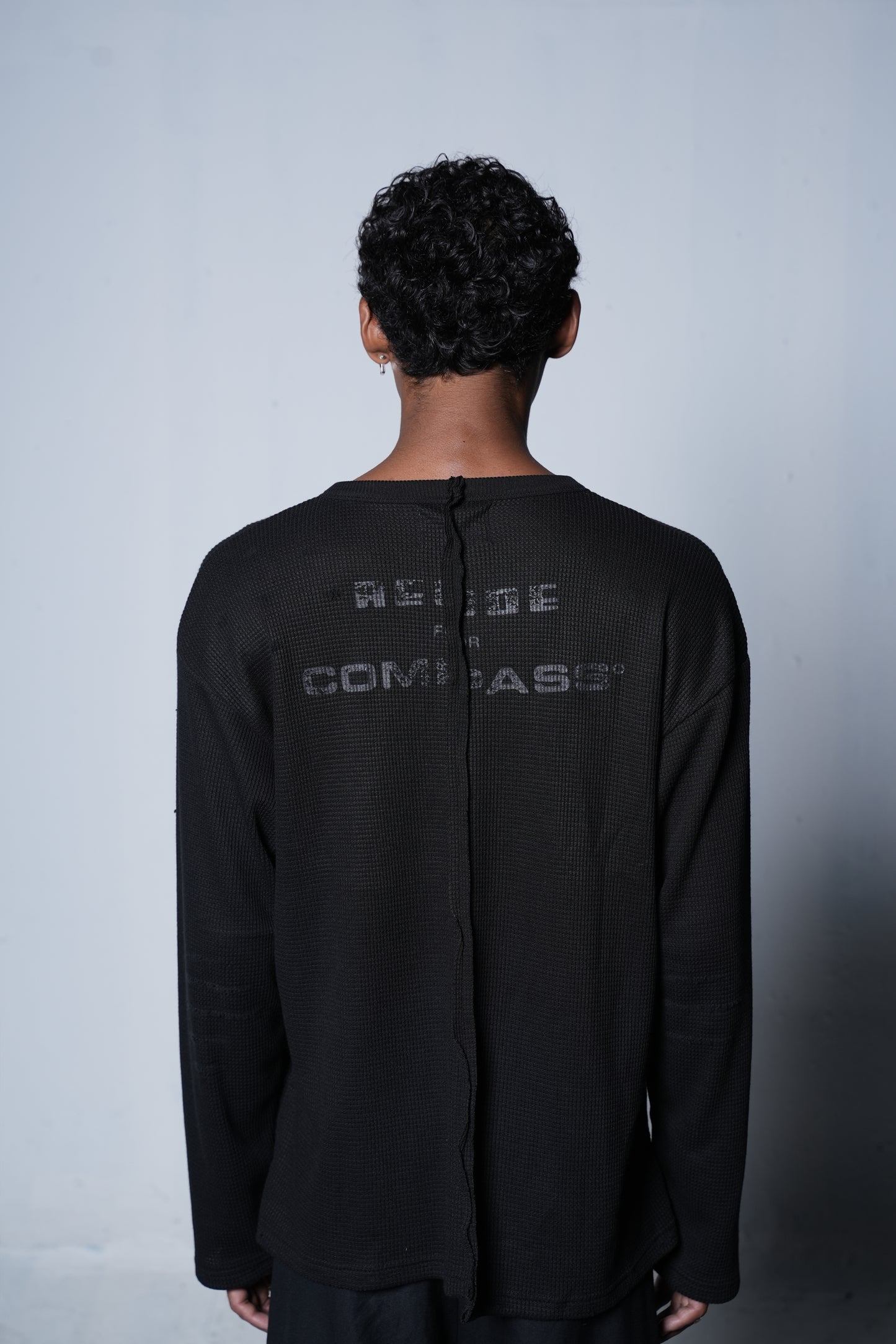 OFFSET LONGSLEEVE