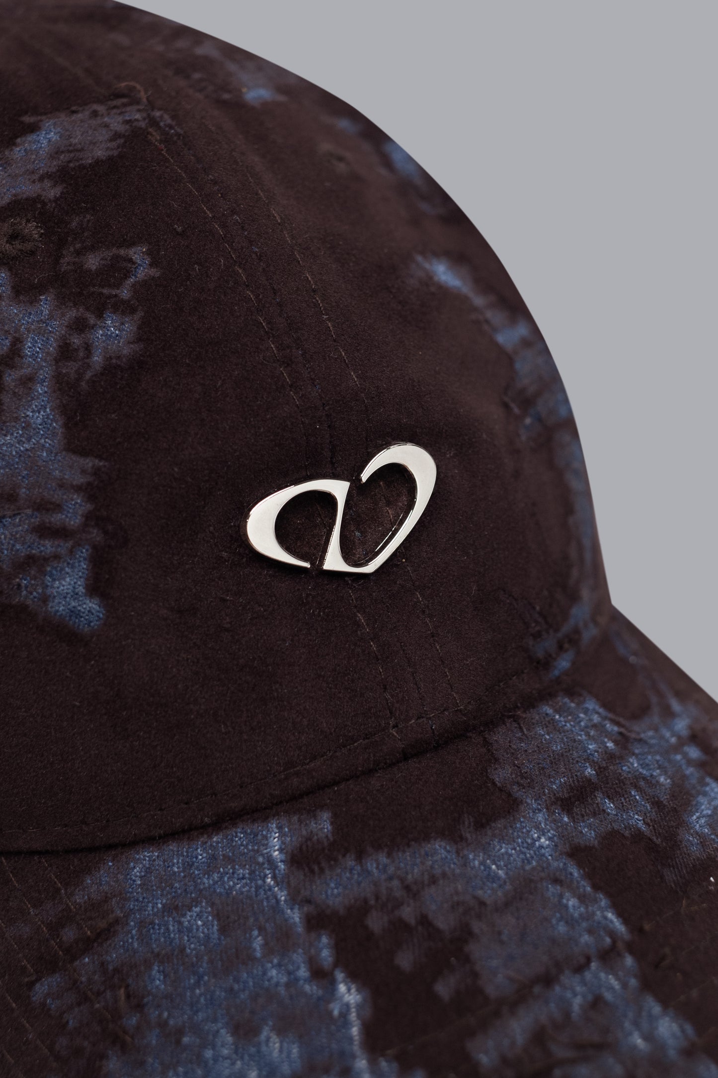 RUGGED ROSE LOVE CAP V2