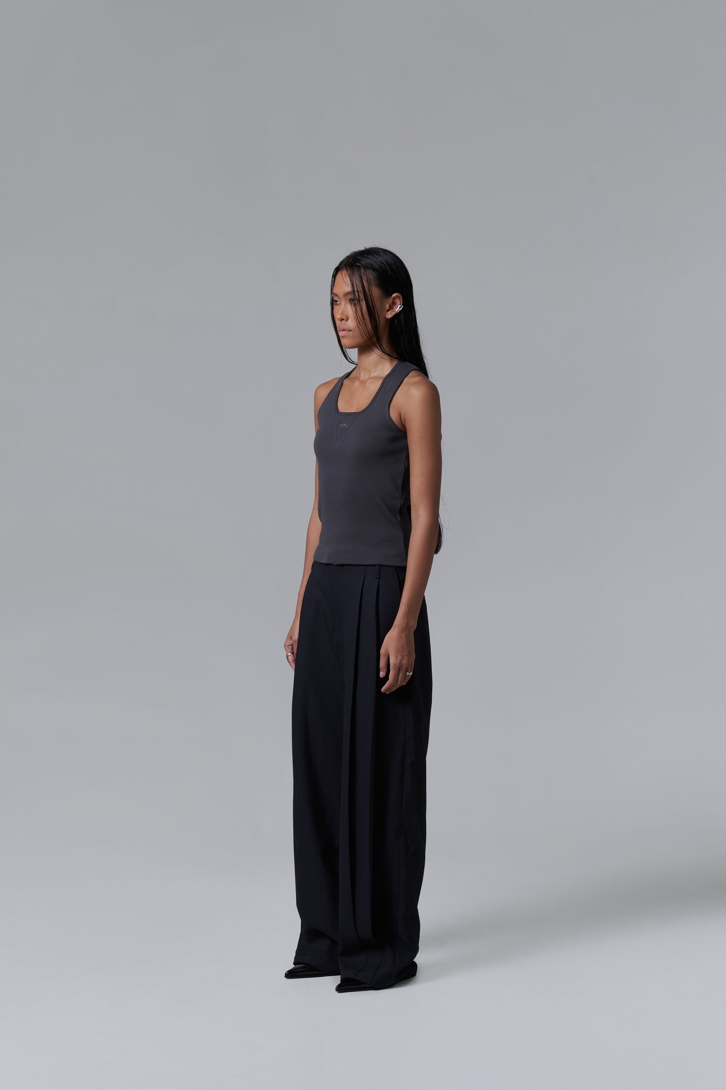 TAILORED PLEATED TROUSER V2