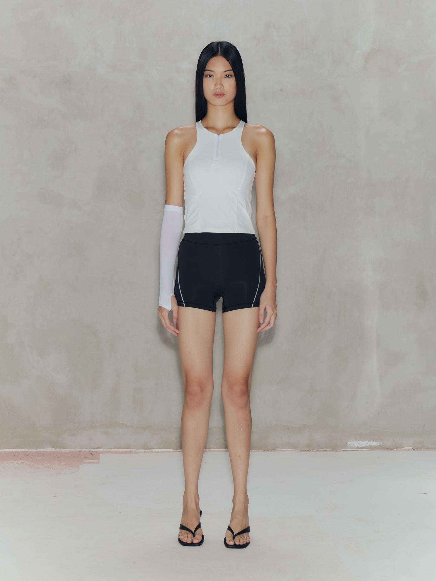 RAKED CORE TANK V1 - WHITE