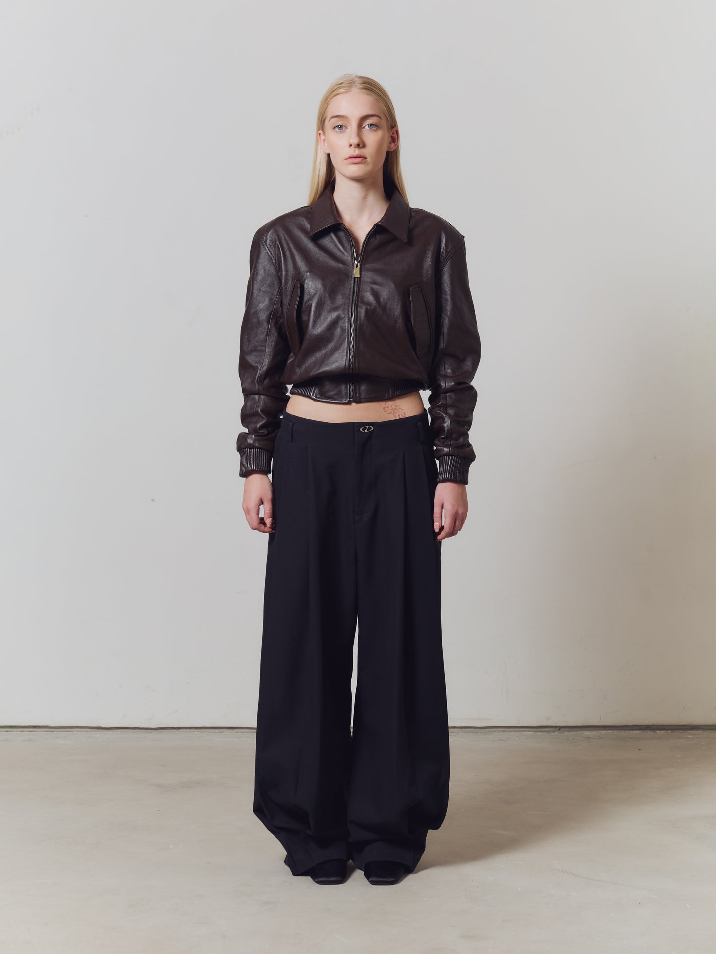 CROPPED BOMBER LEATHER JACKET V2