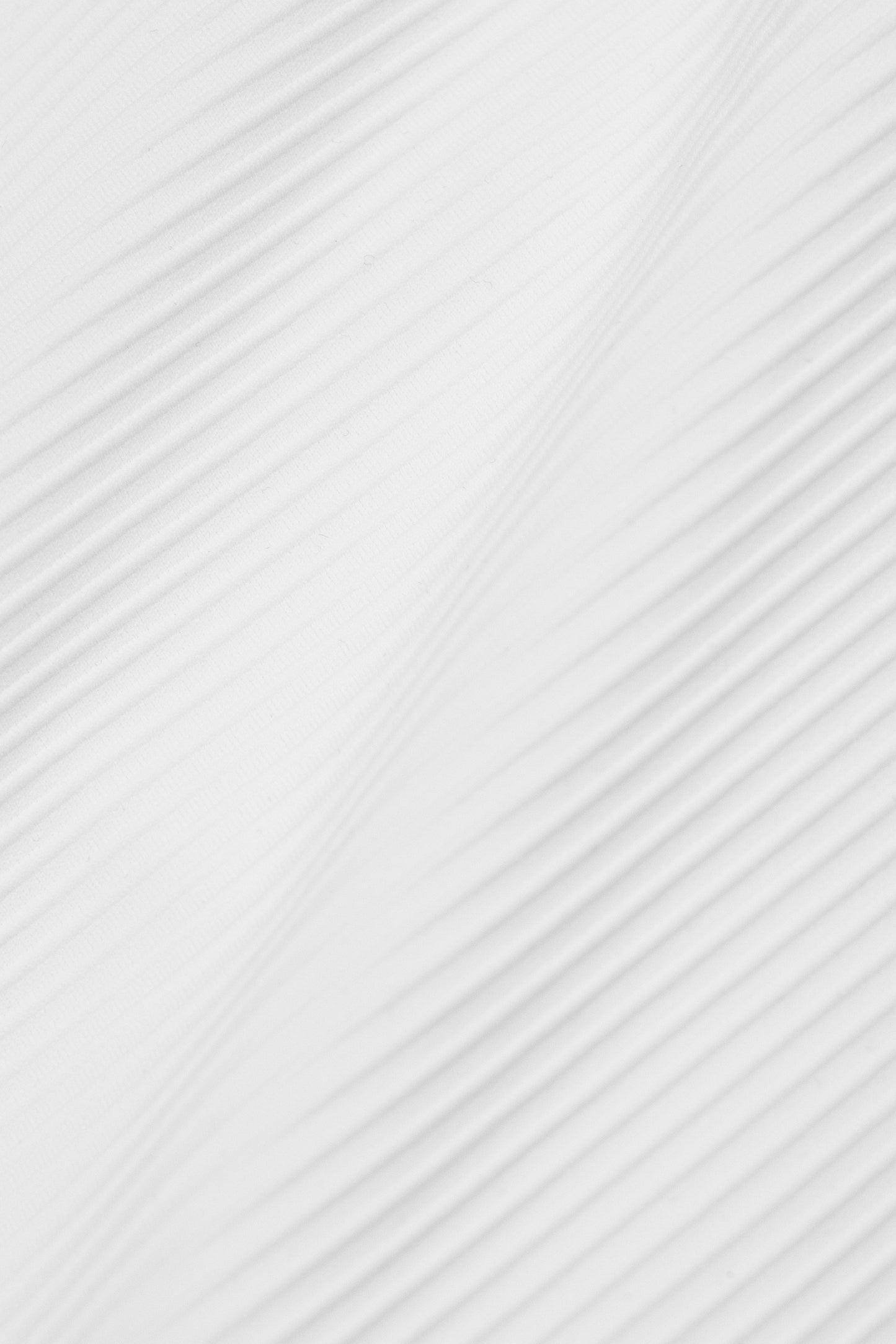 RAKED COURT CROP V1 - WHITE