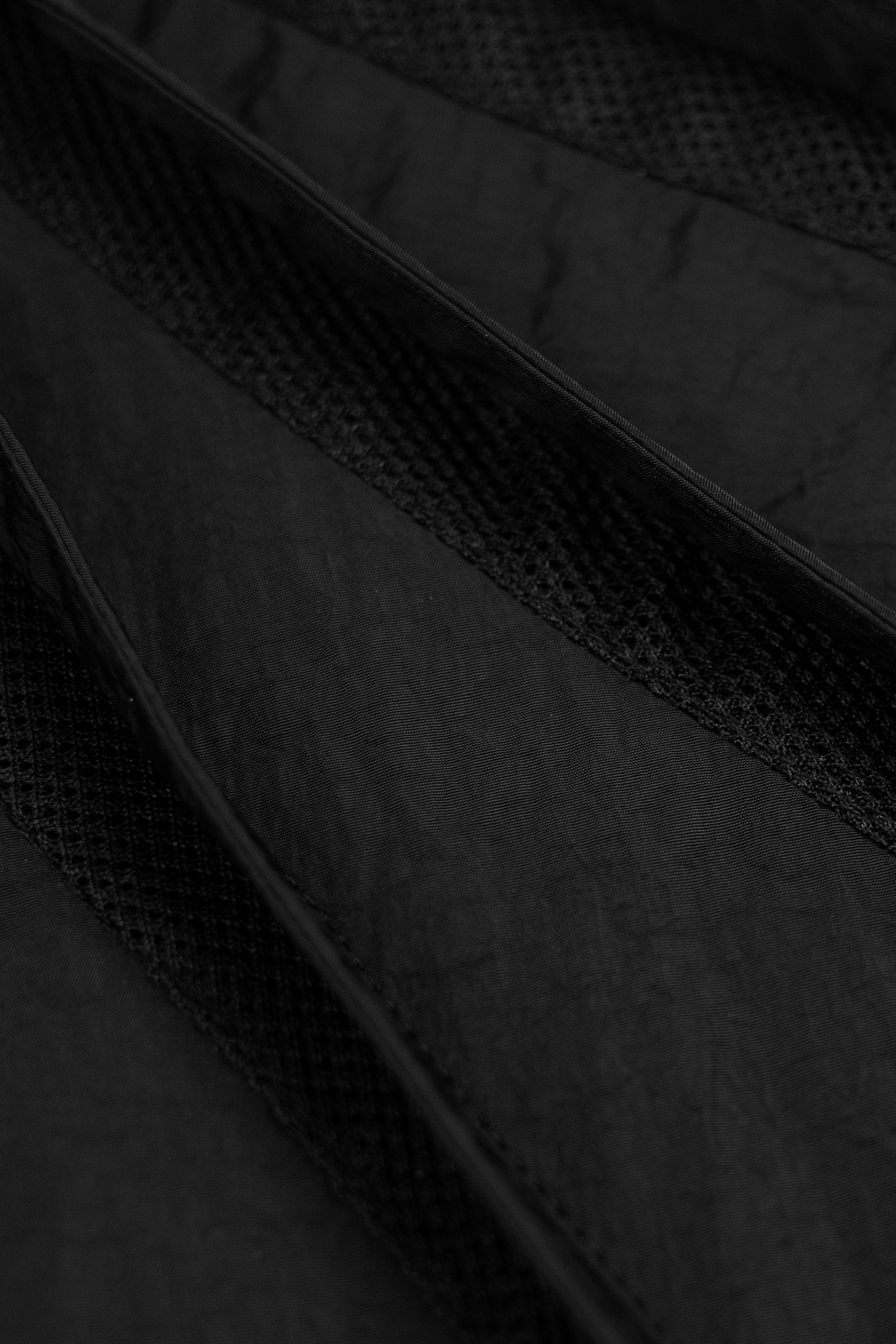 FLOAT SHELL JACKET