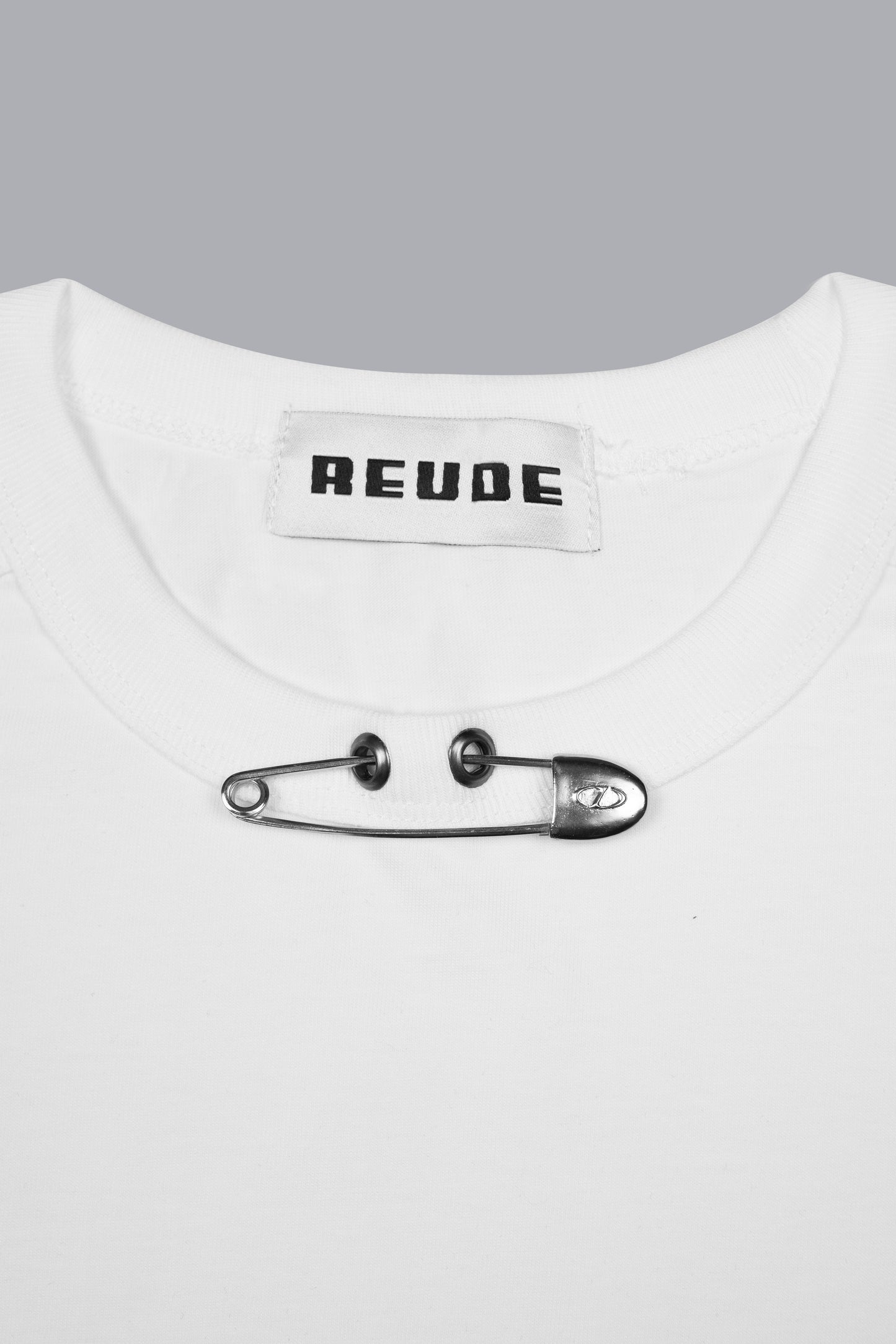 ACCESSORIZED SLIM TEE PIN V2 - WHITE