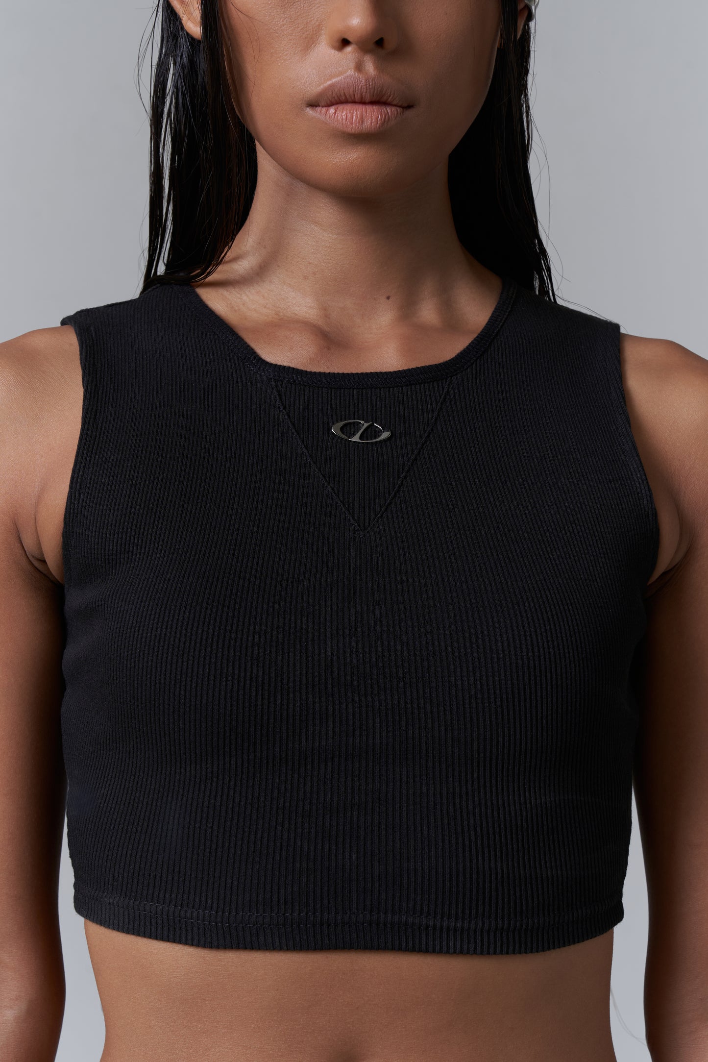CROPPED VEST V2 - BLACK
