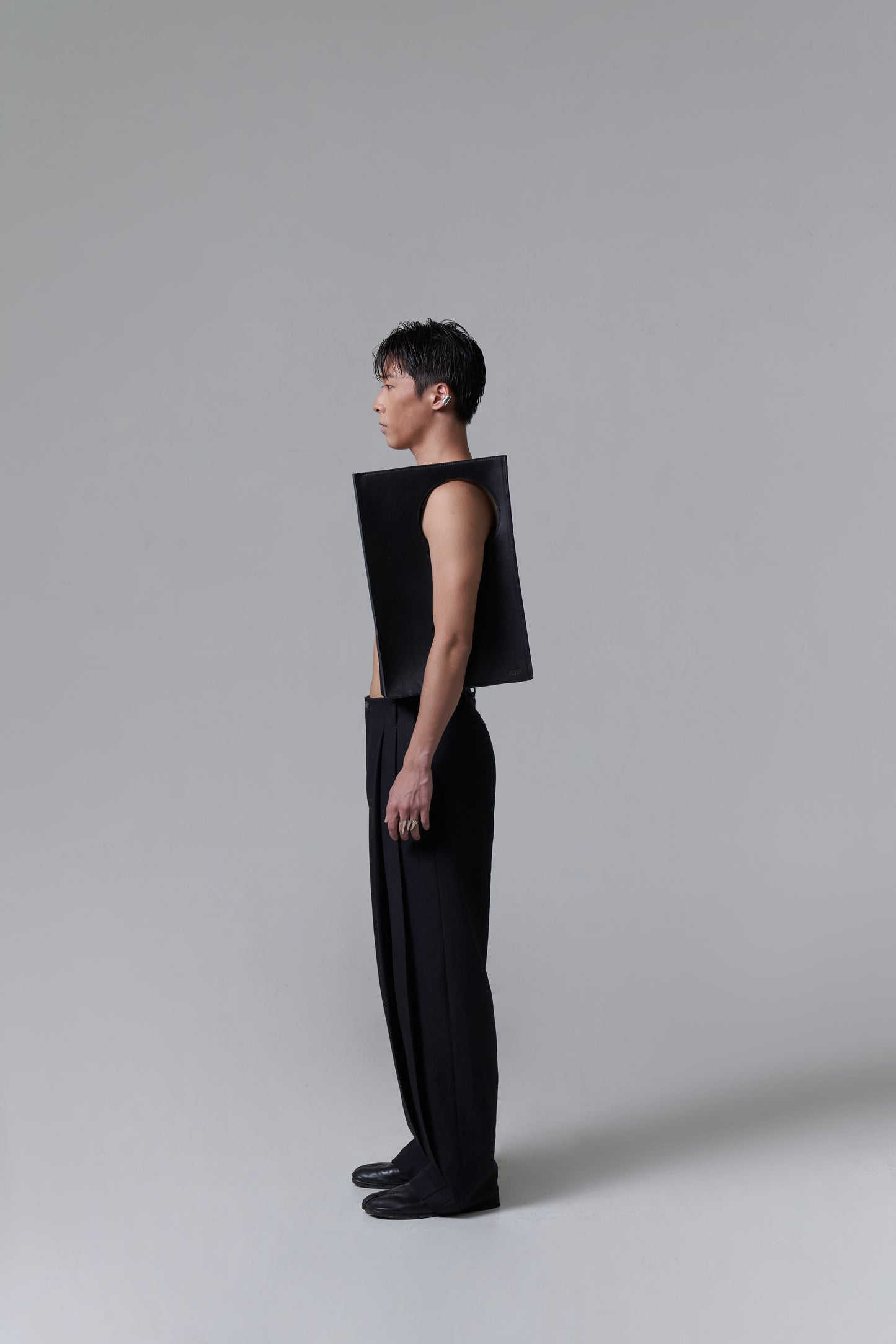STRUCT HOLE TOTE