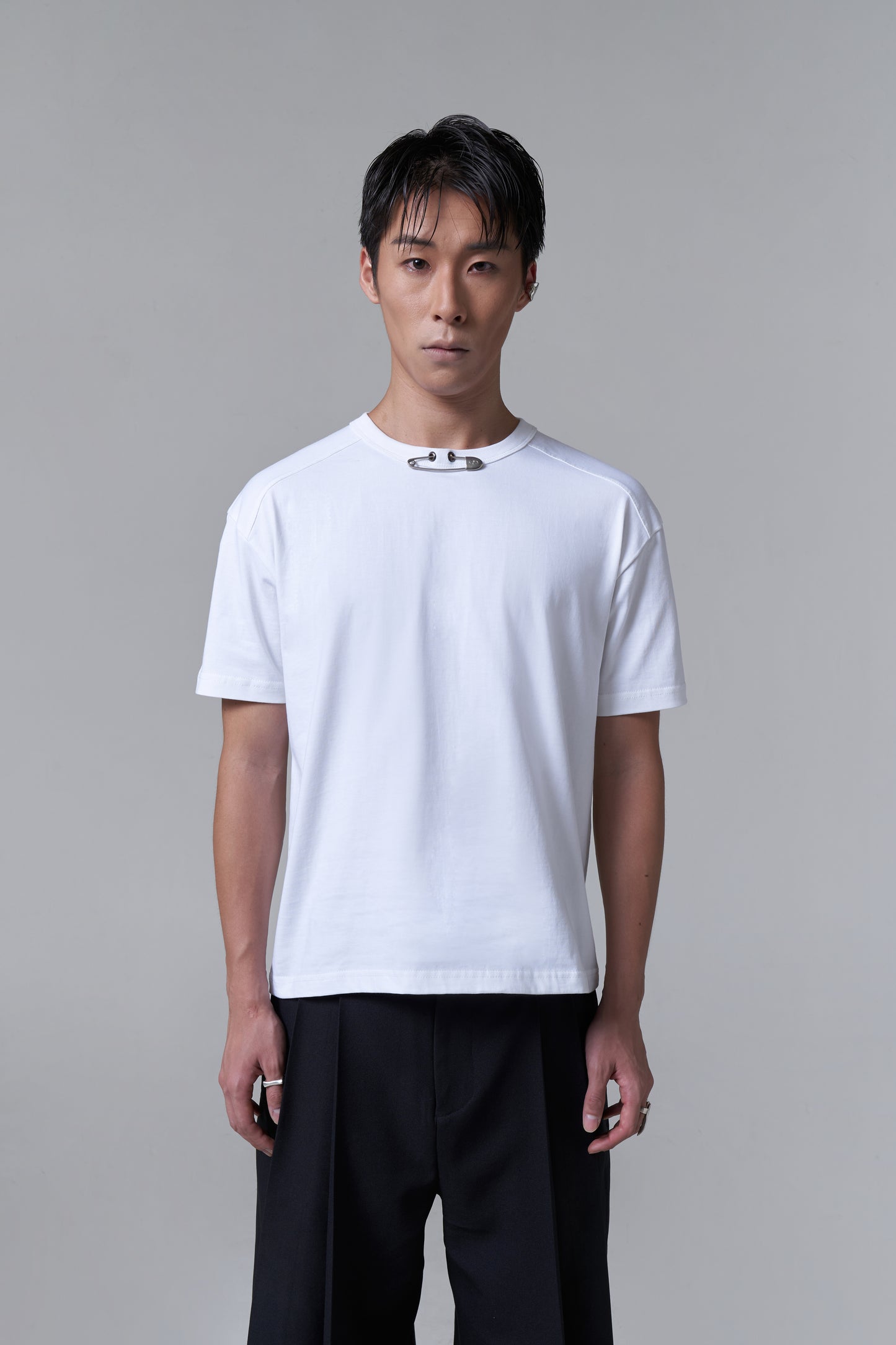 ACCESSORIZED SLIM TEE PIN V2 - WHITE