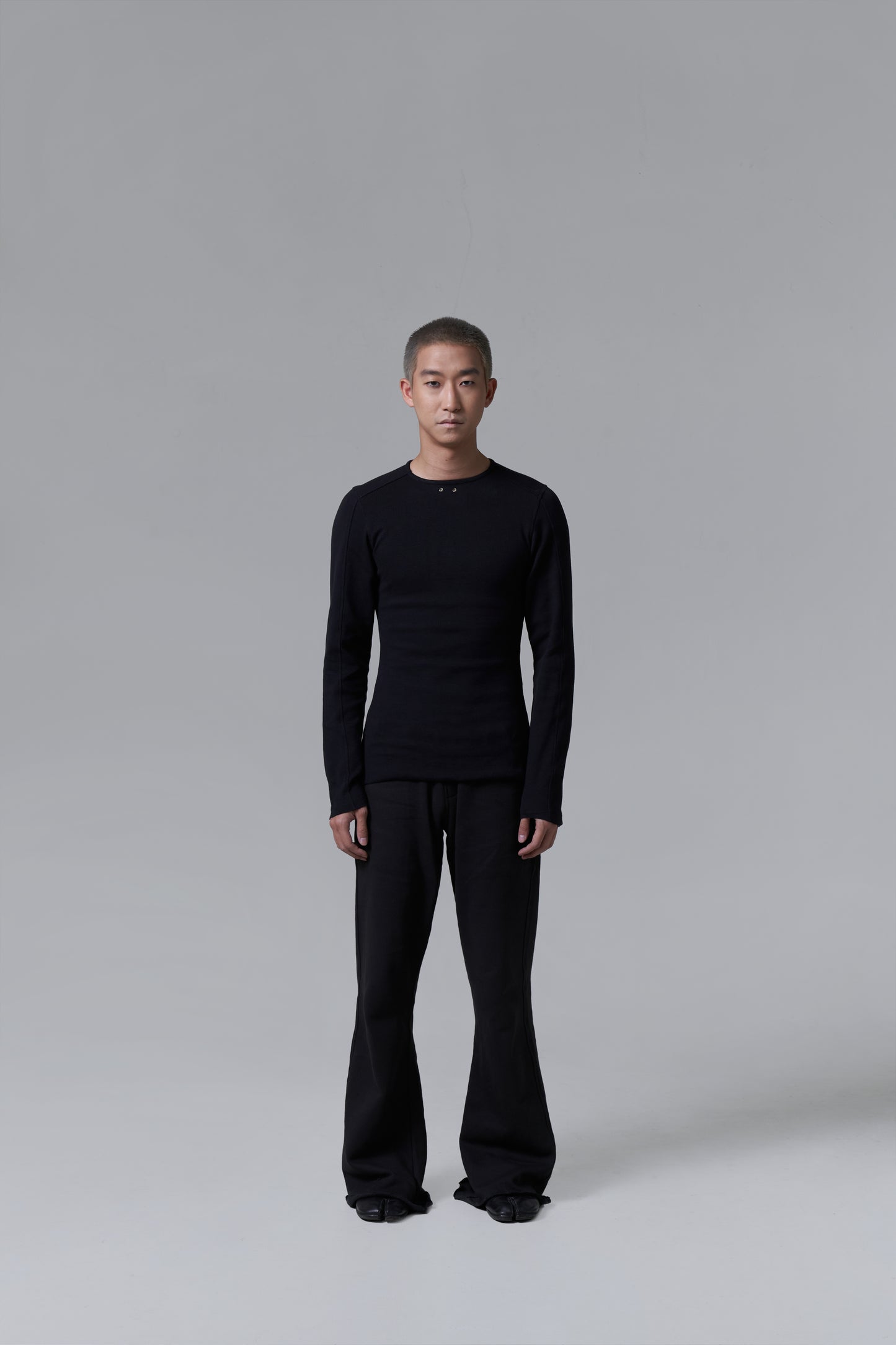 RIBBED COMPRESSION TOP PIN V2 - BLACK