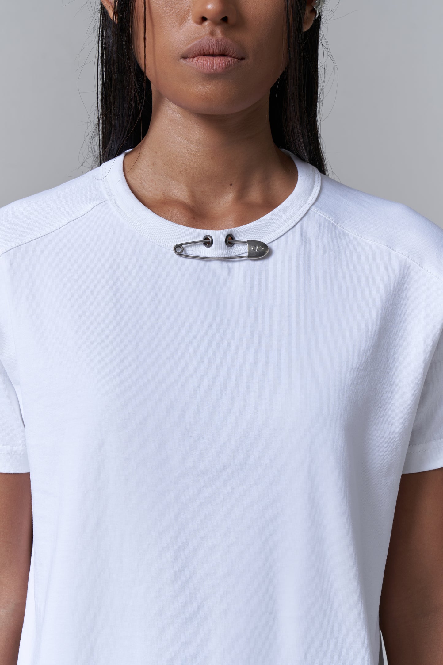 ACCESSORIZED SLIM TEE PIN V2 - WHITE